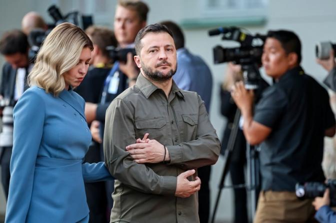 На фото: президент Украины Владимир Зеленский с супругой Еленой