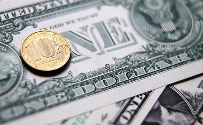 Эксперт оценил идею ЦБ вдвое увеличить продажи валюты