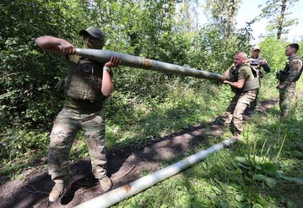 Бои на Курском направлении: Сырский ждет, когда Генштаб РФ снимет войска с Донбасса, но там наши войска выкуривают ВСУ из окопов и подвалов