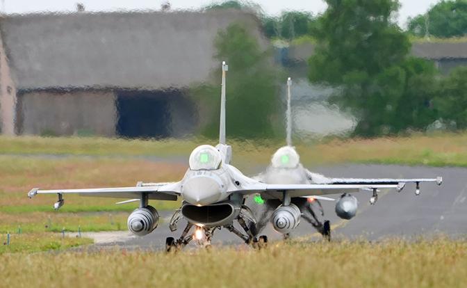 Генерал Пеллистранди: Макрон будет совсем идиотом, если отдаст Украине Mirage 2000-5