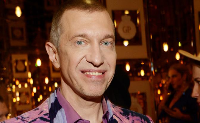 На фото: ведущий Сергей Соседов