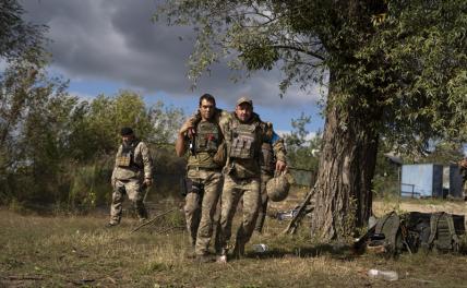 Драп с Донбасса: ВСУ «организованно отступили» из Константиновки, потеряв боевое знамя