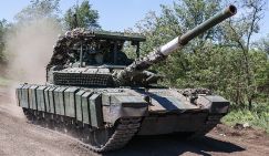 «Ланцет» за 3 млн рублей сжигает Abrams, который стоит 12 млн долларов, а русский Т-80БВМ отлично воюет