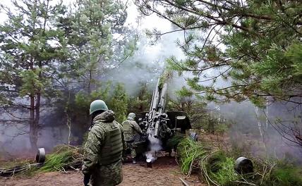 Мэтью Сэвилл: Не понимаю, зачем ВСУ окапываются под Курском, когда у них весь фронт скоро будет как решето