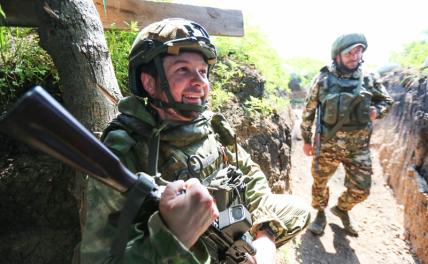 Угледар – наш! «Черные запорожцы» сбежали, в городе остались недобитки