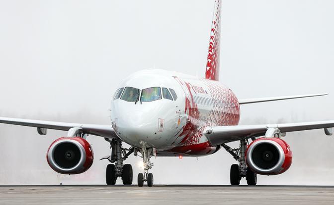 Самолёт с россиянами на борту запросил экстренную посадку