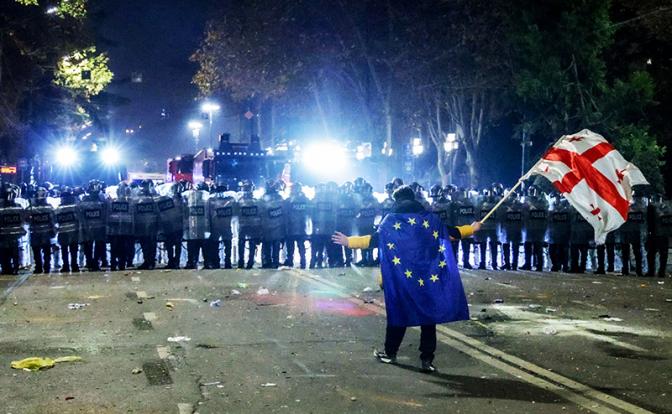 Грузинский политолог сказал, что Тбилиси не светит ЕС из-за России