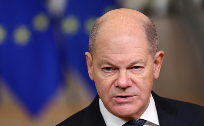 На фото: канцлер ФРГ Олаф Шольц