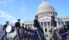 А Китай - на сладкое! Какие обещания Трамп начнет выполнять сразу после инаугурационного банкета