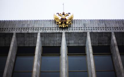 В Госдуме прокомментировали колонизацию Украины Западом