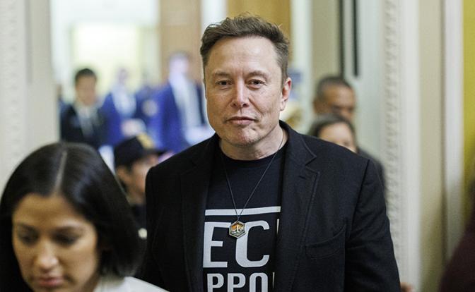 На фото: глава департамента государственной эффективности США (DOGE) Илон Маск