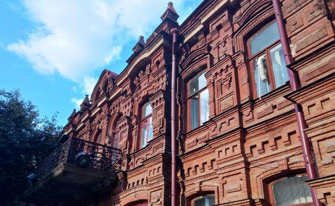 На фото: дом отставного военного Дорофея Хованова