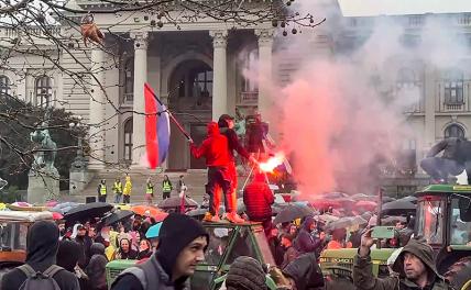 Запад всерьез взялся за остатки Югославии, Балканы подгоняют под «общий стандарт»