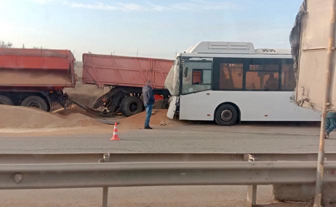 Страшное ДТП с автобусом в Крыму унесло жизни трех человек