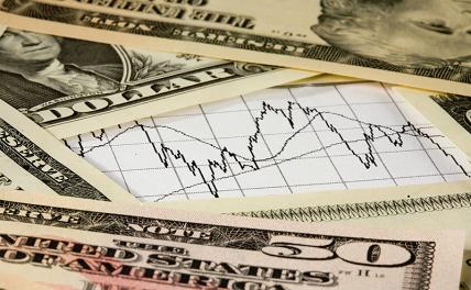 Курс доллара опускается в ожидании новостей о переговорах в Эр-Рияде