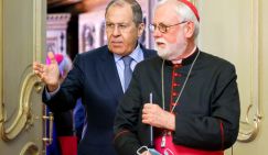 В ходе переговоров по Украине появился новый участник – Ватикан. Человек Кремля уже провел разговор