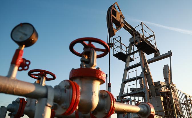 Дешевая нефть вынуждает Россию достать из обоймы последний патрон - убойный дисконт