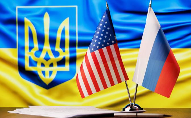 AT: Украина примет условия России после отстранения Трампа от переговоров