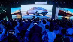 Прорыв в автопроме: Китай преодолеет торговые войны на автопилоте