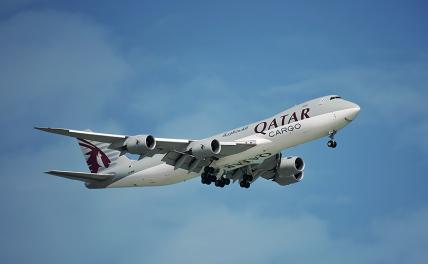 Катар может подарить президенту США самолёт Boeing 747−8, который будет использоваться как «Борт № 1»