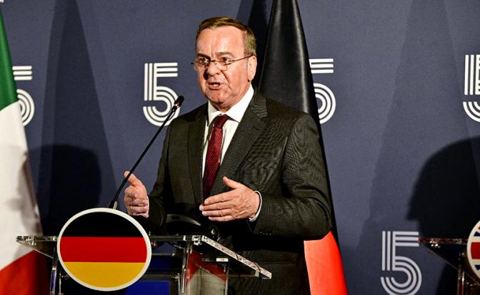 На фото: министр обороны Германии Борис Писториус.