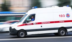 Час в аду: в свердловском городе спасали малыша из перегретого до 50 градусов автомобиля