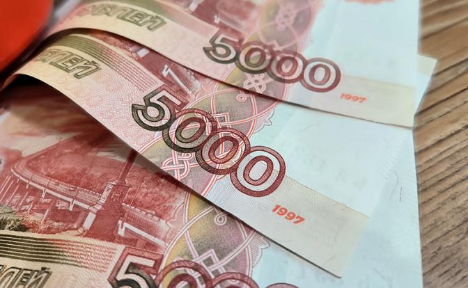 Прогноз курса доллара в июне: рубль - парадоксов друг