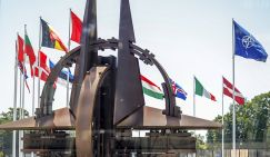 Авторы GT разнесли НАТО, назвав блок прицепом к США для выполнения грязной работы