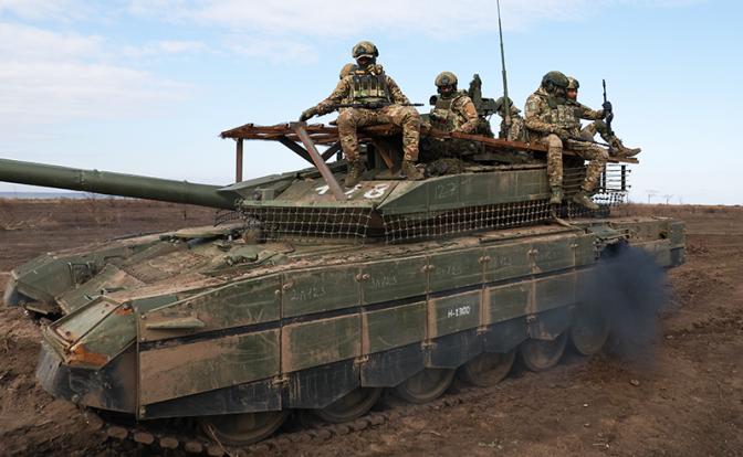 Танки на СВО: «Армата» сдулась, зато «старички» Т-72 и Т-80 дерутся хорошо