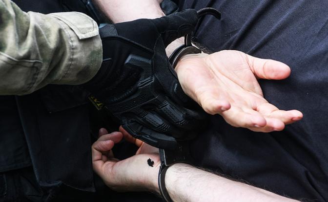 В Кургане силовики задержали начальника снабжения крупного предприятия