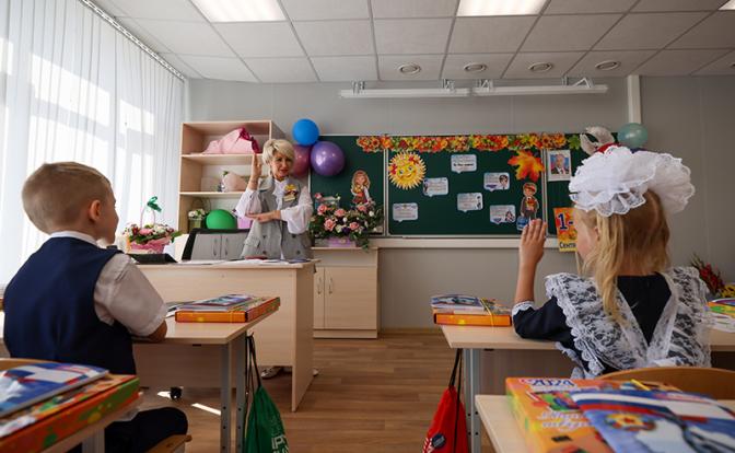 Демографический парадокс: в начальных классах учителей избыток, в средних — дефицит