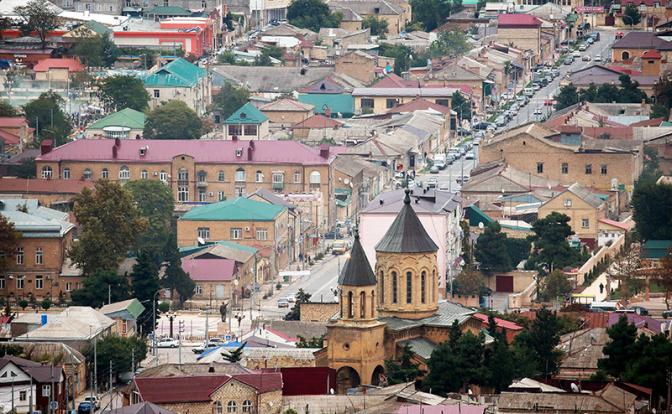 В самом древнем городе России — треть населения азербайджанцы, и кто-то хочет разыграть эту карту