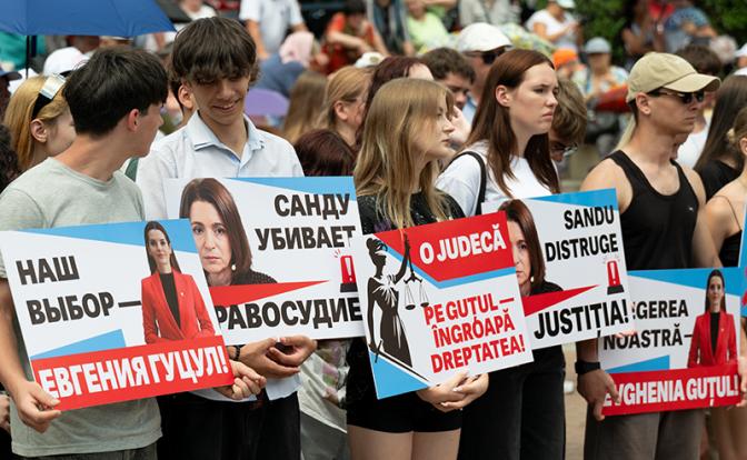 На фоне Киева любой режим выглядит более-менее — Межевич о ситуации в Гагаузии