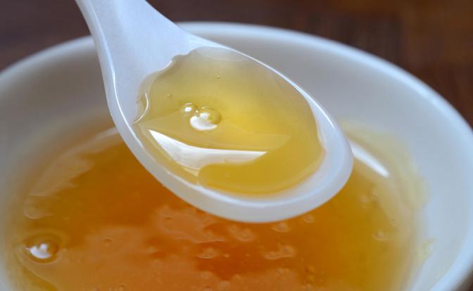 Гастроэнтеролог опровергла популярный миф о пользе чая с мёдом Гастроэнтеролог опровергла популярный миф о пользе чая с мёдом