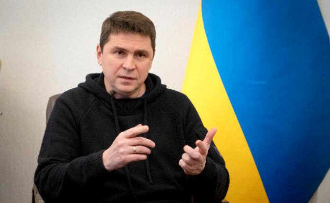 На фото: советник главы Офиса президента Украины Михаил Подоляк.