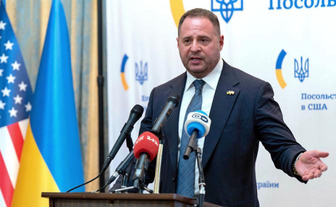 На фото: руководитель Офиса президента Украины Андрей Ермак.