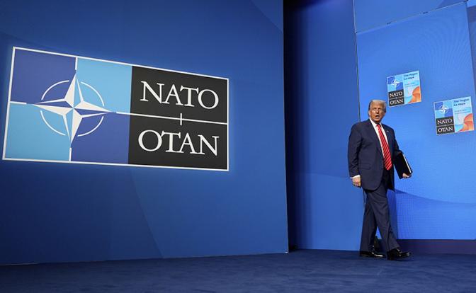 на фото: президент США Дональд Трамп