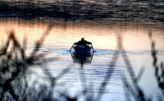 Катер насмерть сбил рыбака в Пермском крае