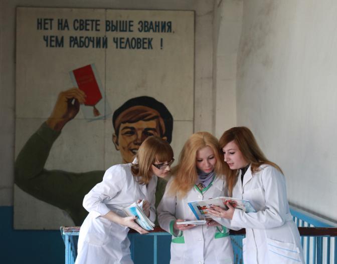 Эксперт указал на суть штрафов для отказников от отработки после целевого обучения