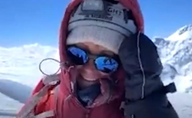 На фото: альпинистка Наталья Наговицина.