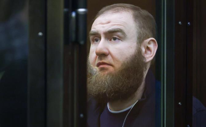 На фото: бывший член Совета Федерации РФ от Карачаево-Черкесии Рауф Арашуков