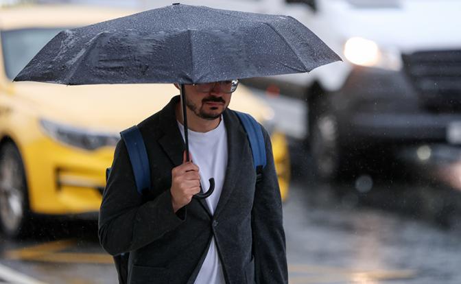 Холодное лето в России привело к ранней осенней хандре