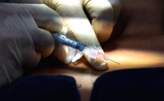 Шрам на лице и угрозы в соцсетях: уфимка заявила, что ее изуродовал косметолог