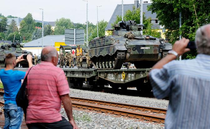 Чужая колея для большой войны с Россией: Зачем НАТО собирается построить "евро-чугунку" аж до Днепра