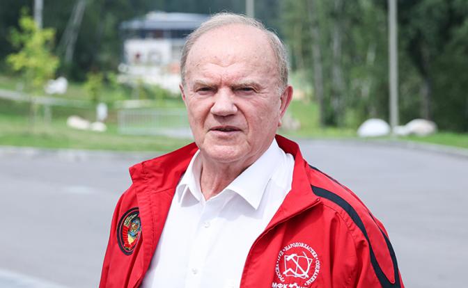 На фото: председатель Центрального Комитета КПРФ, руководитель фракции КПРФ в Госдуме Геннадий Зюганов