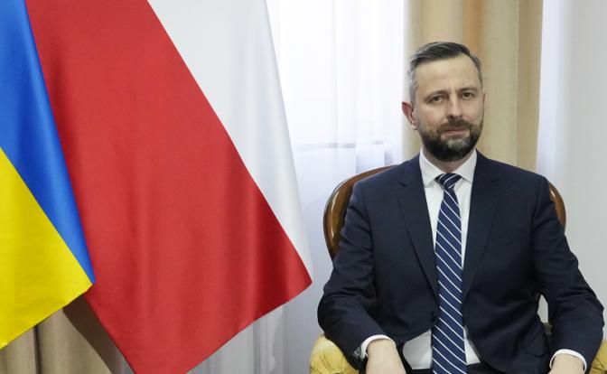 На фото: министр обороны Польши Владислав Косиняк-Камыш