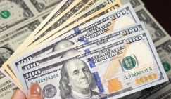 Курс доллара снизился к рублю после важного решения ФРС