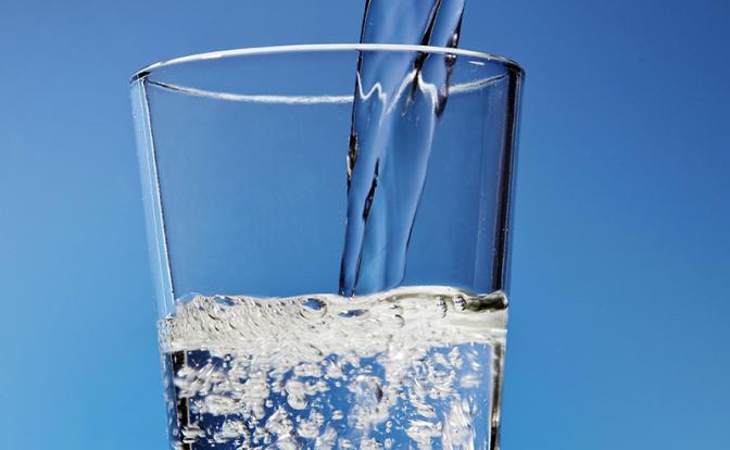 Газировка — тихий убийца кишечника: ученые доказали связь со стремительным раком