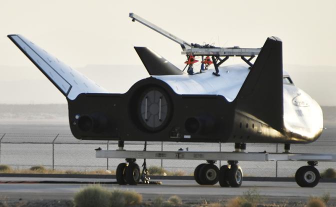 На фото: космический самолёт семейства Dream Chaser ("Бегущий за мечтой")