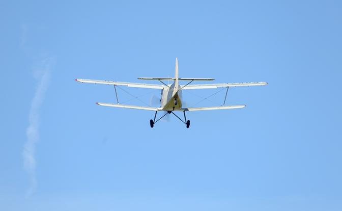 Самолет Ан-2 совершил жесткую посадку на юге Красноярского края